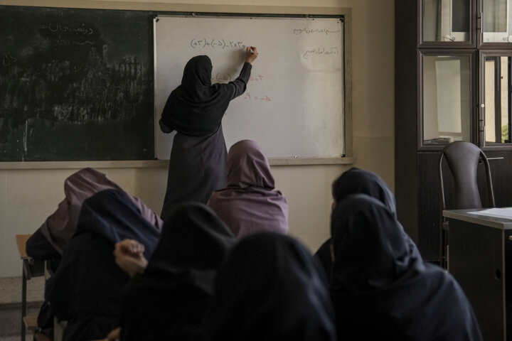 پانار | پارس ساختار | مشکل کمبود معلم به زودی برطرف می‌شود/تشکیل سازمان رفاهی معلمان