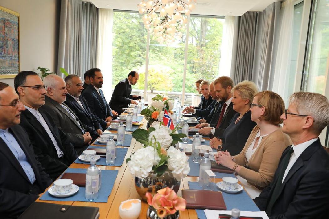 پانار | پارس ساختار | ظریف با نخست‌وزیر نروژ دیدار کرد