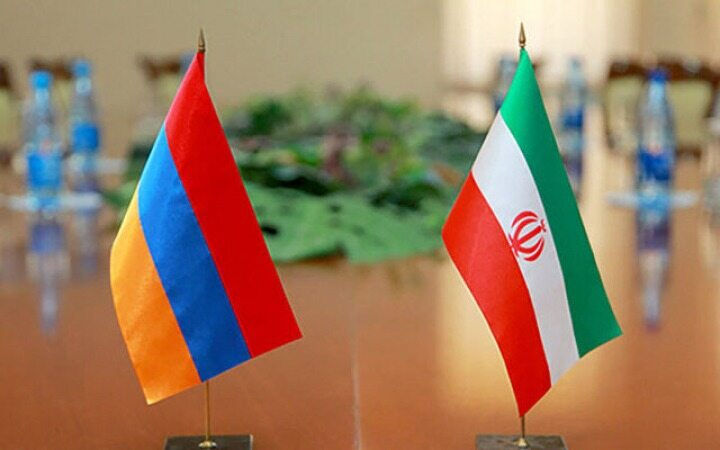 پانار | پارس ساختار | منطقه آزاد ارس ایران و مغری ارمنستان برای توسعه همکاری‌ها تفاهم‌نامه امضا کردند